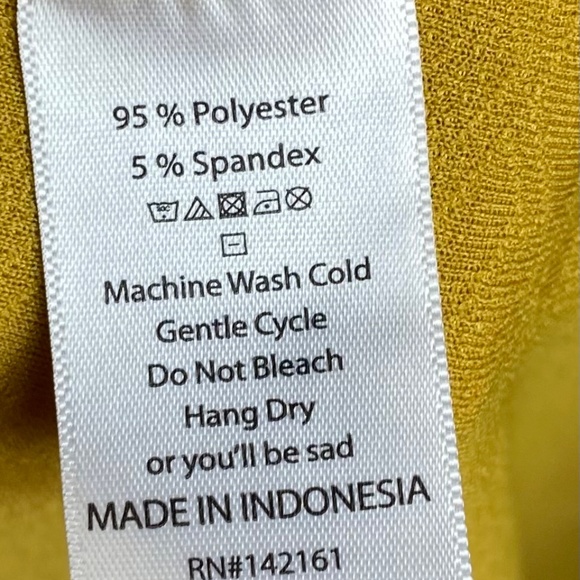 Lularoe Plus 3X 22 24 Carly Dress Mustard Yellow Textured Solid Flowy Short Slv - Picture 3 of 3